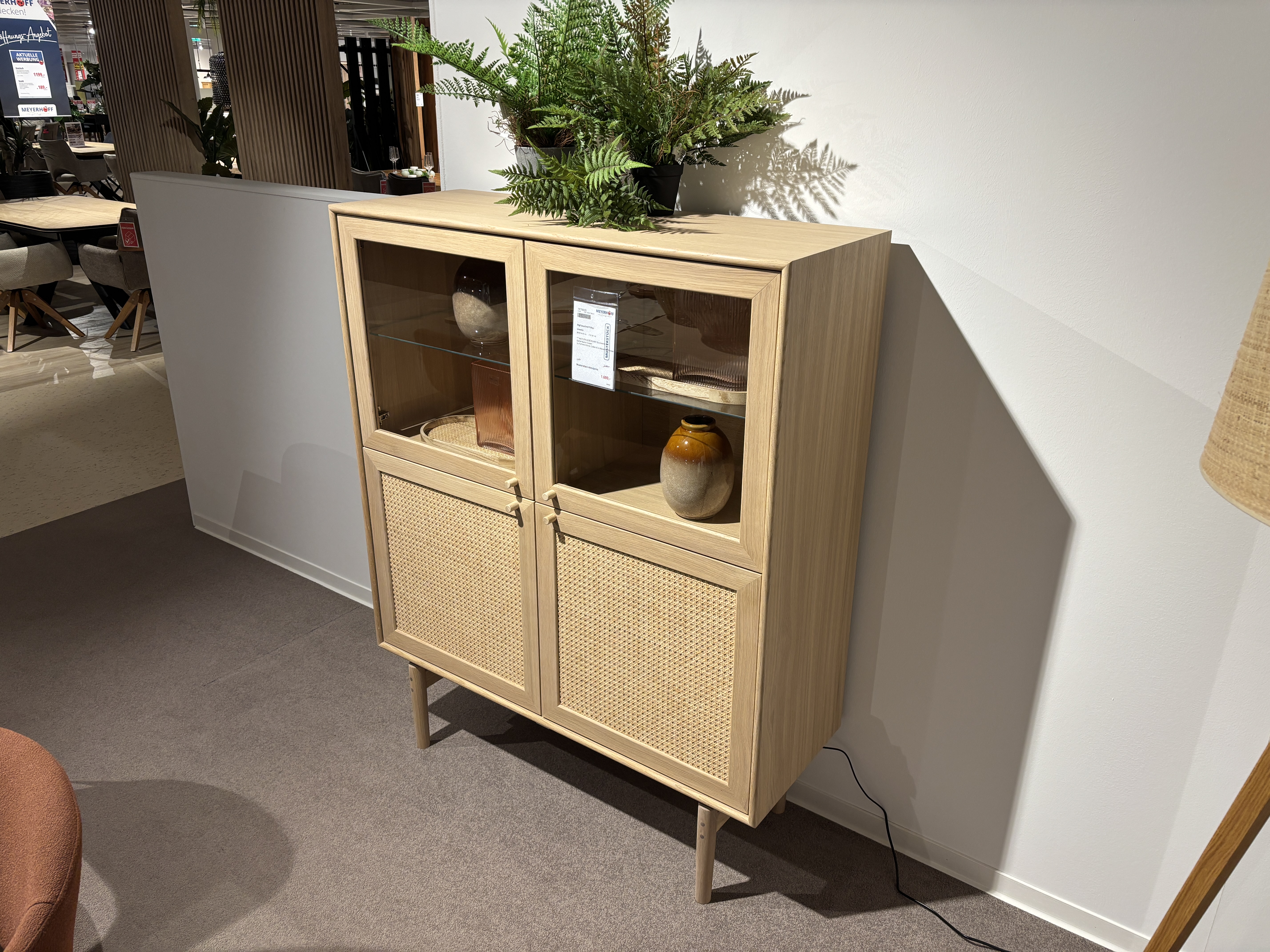 Highboard mit Füßen, Eiche bianco - Limerick