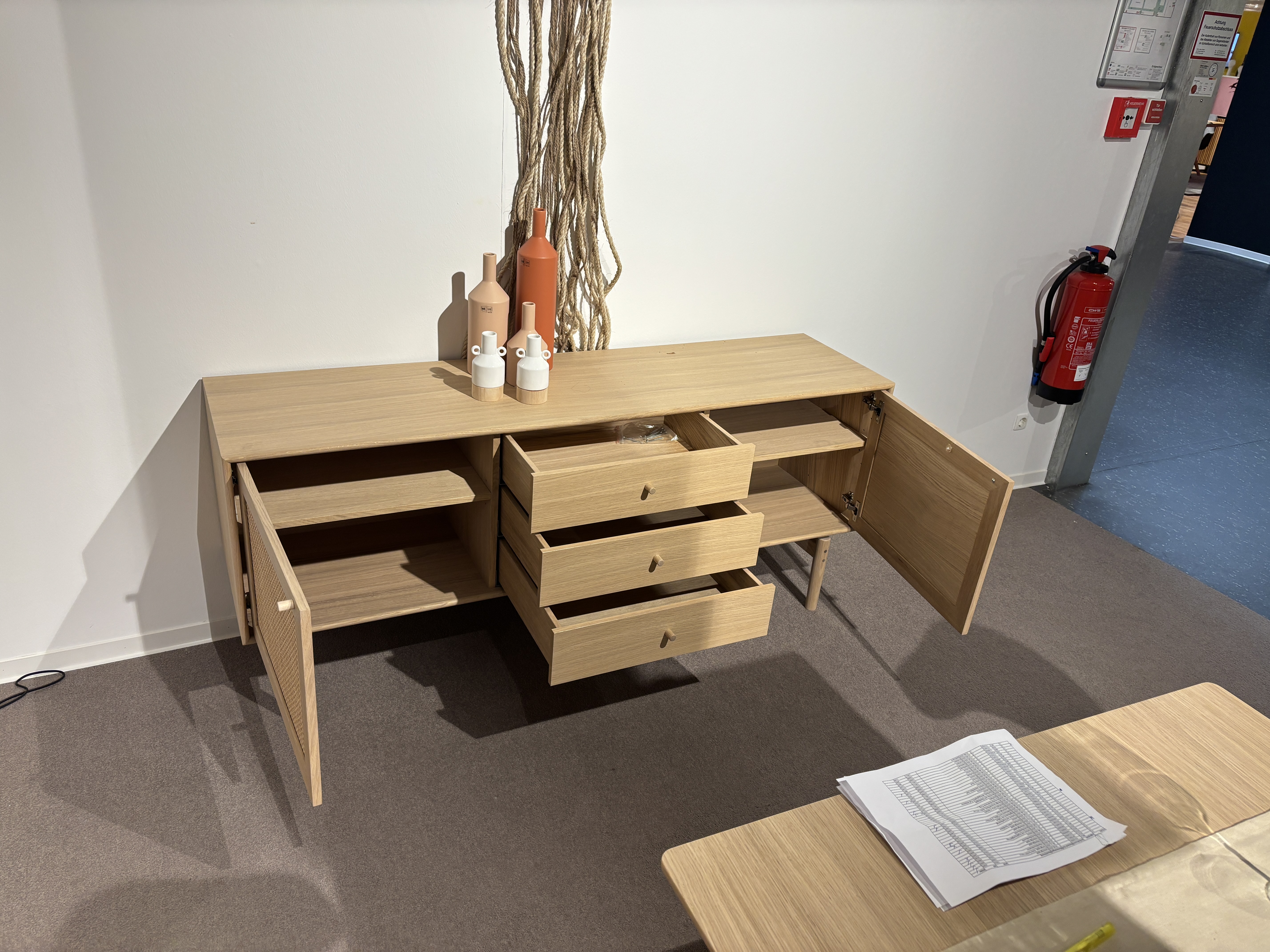 Sideboard mit Füßen, 3 Schüben - Limerick